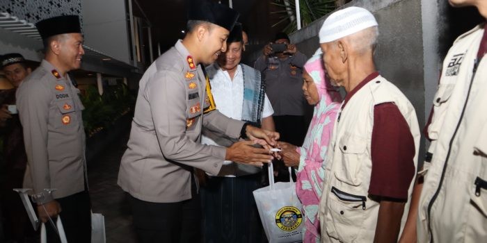 Safari Sholat Subuh di Masjid Al Khalid, Kapolres Kediri Kota Sampaikan Pesan Kamtibmas