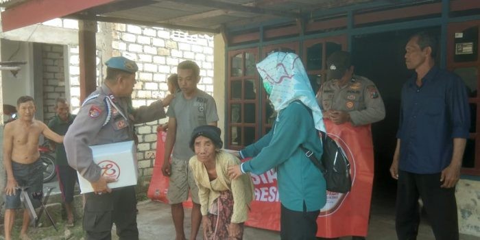 Polsek Cerme Bagikan Bantuan Sosial dan Santunan dalam Rangka Hari Bhayangkara ke-78