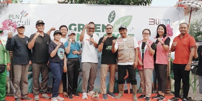 Srikandi PT PLN (Persero) UIP JBTB Turut Sukseskan Program Bersih-Bersih Sungai Tukad Mati Patasari