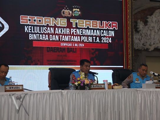 Kapolda Bali Pimpin Sidang Terbuka Kelulusan Akhir Penerimaan Calon Bintara Dan Tamtama Polri T.a.2024