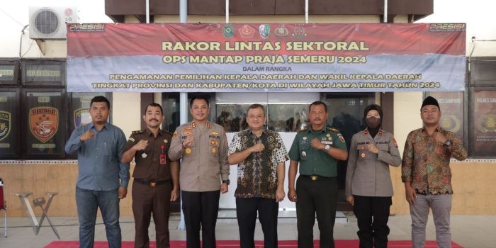 Kapolres Sampang Buka Rakor Lintas Sektoral Operasi Mantap Praja Semeru 2024 untuk Pengamanan Pilkada