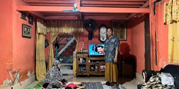 PLN Pasang 118 Mikro PLTS, Warga Tiga Pulau di Pangkep Nikmati Listrik 24 Jam dari Energi Bersih