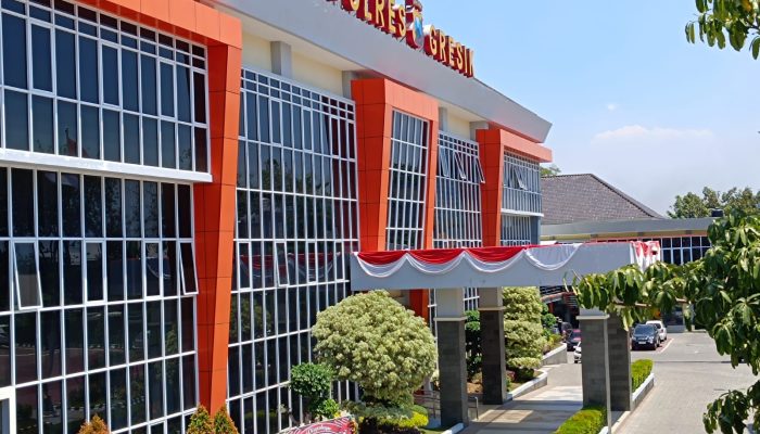 Polres Gresik Pastikan Penanganan kasus Perampasan Mobil oleh Debt Collector