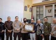 Satlantas Polres Sumenep Raih Penghargaan Badan Publik Informatif dari Komisi Informasi