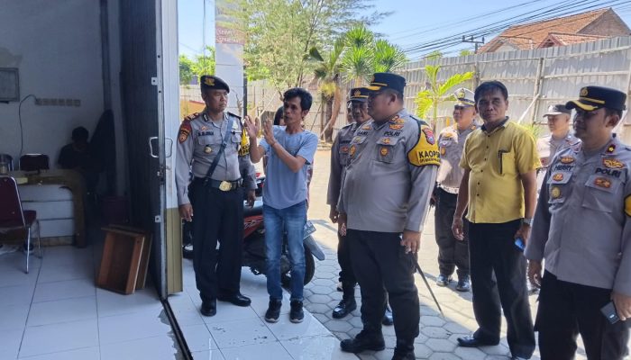 Kapolres Pamekasan Cek Kantor KPU dan Gudang Logistik Pastikan Kesiapan Pilkada 2024 Aman