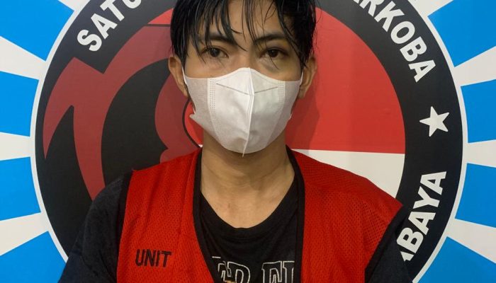 Tim Resnarkoba Polrestabes Surabaya Tangkap Pengedar Ganja di Sidoarjo, Amankan Puluhan Gram Barang Bukti