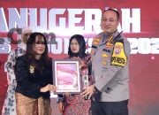 Kombes Pol Nanang Haryono Raih Penghargaan “Man of The Year Malang Raya” di Anugerah TIMES Indonesia 2024