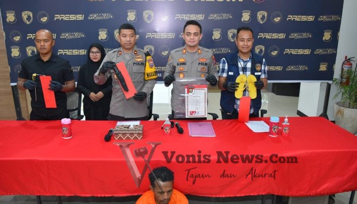 Satreskrim Polres Gresik Amankan Pelaku KDRT Tusuk Istrinya hingga Tewas di Tempat Persembunyian Jawa Tengah