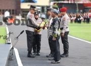 Kapolda Jatim Pimpin Apel Besar Polmas dan Satkamling, Perkuat Keamanan Pasca Pilkada