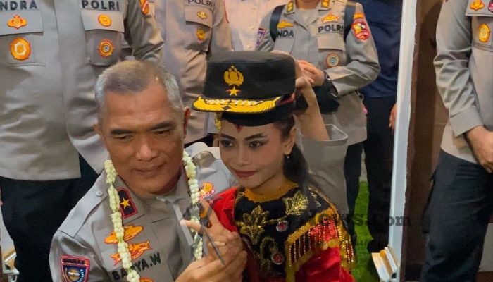 Brigjen Pol. Badya Wijaya Apresiasi Kampung Inovatif RW 3 Tambak Segaran Surabaya