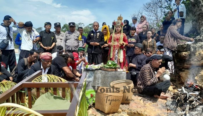 Larung Sesaji dan Fangshen: Pelestarian Budaya Nusantara di Gunung Kumbang