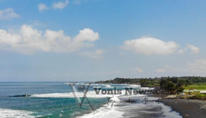 Pemilik dan Staf Komune Resort Tolak Pembangunan Marina di Pantai Keramas