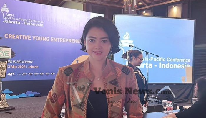 Selamat Hari Ibu, Natal, dan Tahun Baru: Momen Penuh Berkah dan Cinta Kasih