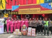 PosPam Nataru Simokerto Tampilkan Nuansa Unik dengan Dukungan Bhayangkari Polrestabes Surabaya