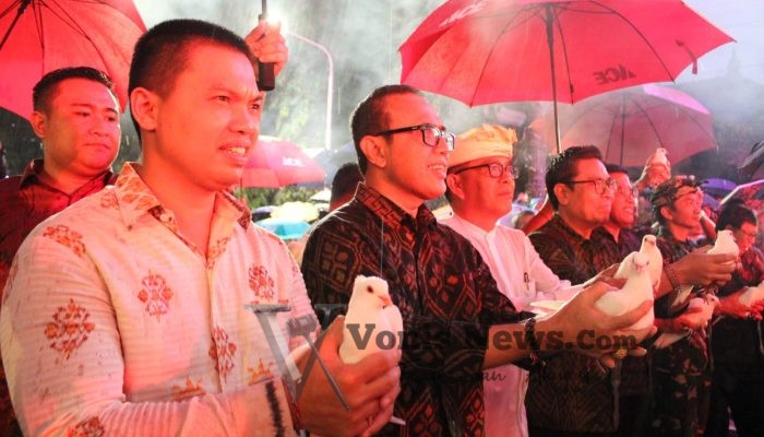 Walikota Jaya Negara dan Wawali Arya Wibawa Melepas Matahari 2024 di Catus Pata Catur Muka: Doa Bersama FKUB dan Inaugurasi Bertema “Catur Guru”