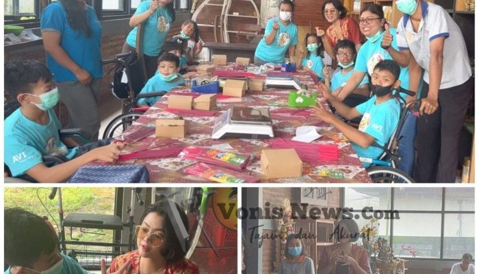 Anak-Anak Disabilitas YPK Bali Belajar Proses Produksi di Pabrik Dupa Kaori