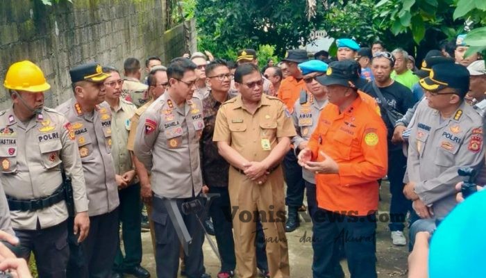 Sekda Denpasar Tinjau Lokasi Longsor di Ubung Kaja: Fokus Penanganan Korban dan Penampungan Sementara