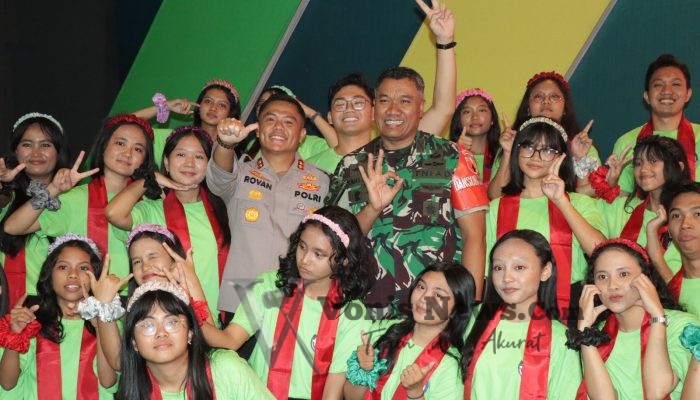 Kapolres Gresik Hadiri Ibadah dan Perayaan Natal 2024 di GOR Tridharma