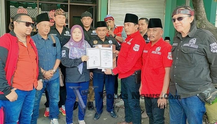 Ketua DPC MADAS Lamongan, Nur Insyani, S.H, Resmi Dilantik oleh Ketua DPD MADAS Jatim