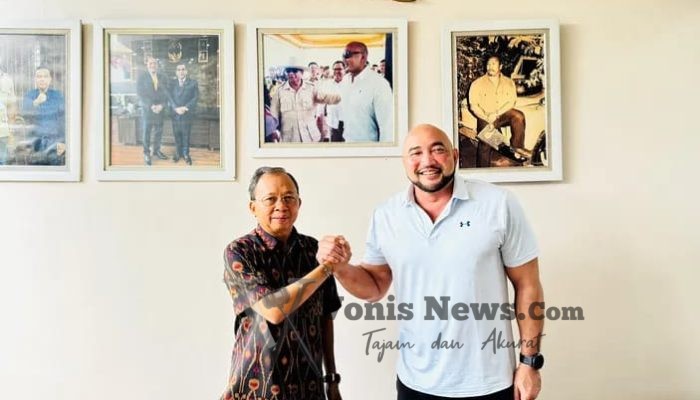 Pertemuan Penuh Keharmonisan: Wayan Koster dan De Gadjah Bahas Persatuan Bali