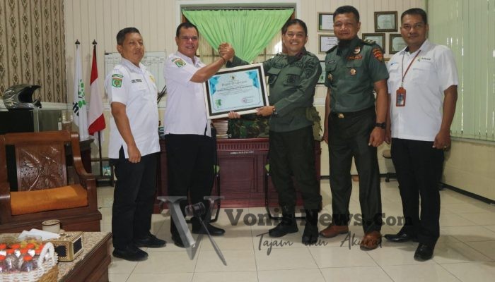 Perum Perhutani KPH Bondowoso Raih Zero Accident Award ke-3 dari Gubernur Jatim