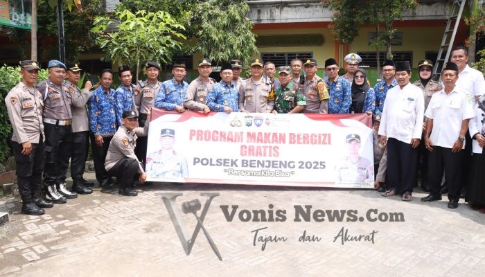 Peduli Kualitas Kesehatan Anak, Kapolres Gresik Bagikan Makan Bergizi Gratis di MI Ma’arif NU Benjeng