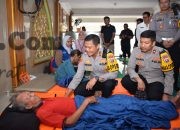 Kapolres Gresik Salurkan Bantuan Sosial untuk Warga Terdampak Banjir di Driyorejo
