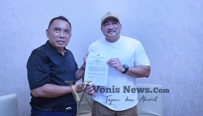 De Gadjah Serahkan SK, I Nengah Tamba Resmi Pimpin Laskar Prabowo 08 Bali