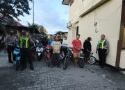 Polres Tanjung Perak Bubarkan Balap Liar di Akses Suramadu, 14 Motor dan 15 Pemuda Diamankan