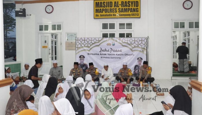 AKBP Hartono Ajak Anak Yatim dan Kaum Duafa Buka Puasa Bersama di Mapolres Sampang