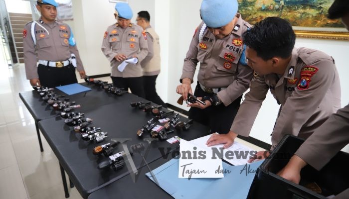 Polres Gresik Perketat Pengawasan, 27 Senpi Personel Diperiksa untuk Mitigasi Penyalahgunaan