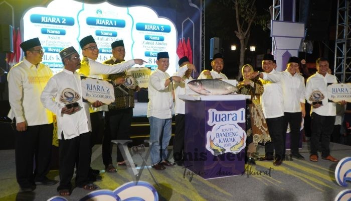 Tradisi Kontes dan Lelang Bandeng Kawak 2025 di Gresik Berlangsung Meriah dan Kondusif