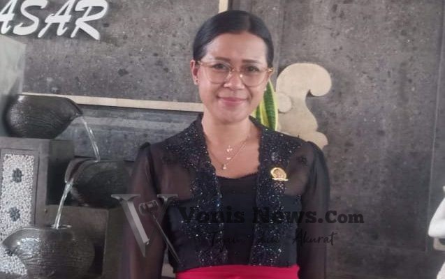 Terapkan SE Gubernur Bali Nomor 9 Tahun 2025, SMK PGRI 3 Denpasar Kelola Sampah Praktek Jadi Pupuk dan Karya Daur Ulang