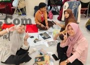 Peringati Hardiknas 2025, SMP Muhammadiyah 1 Surabaya Tampilkan Kreativitas Siswa Lewat Lomba Scrapbook