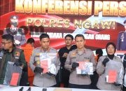 Polres Ngawi Berhasil Ungkap Kasus TPPO Dalih Adopsi 4 Tersangka Diamankan
