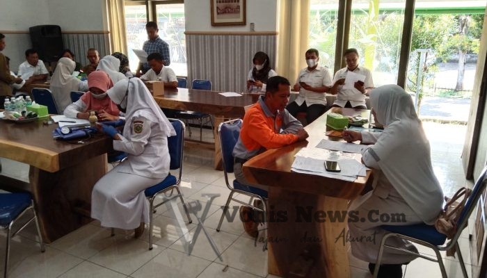 Perum Perhutani KPH Bondowoso dan Dinkes Bondowoso Gelar Pemeriksaan Kesehatan Usai Idul Adha