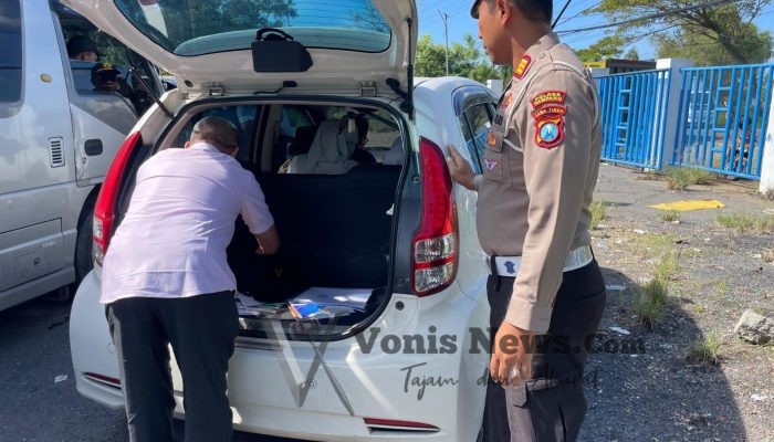 Satlantas Polres Sampang Gencarkan Sosialisasi dan Penindakan Truk Over Dimensi dan Over Loading