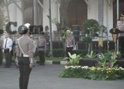 Disiplin Berlalu Lintas, Kunci Menuju Indonesia Emas: Polrestabes Surabaya Gelar Operasi Patuh Semeru 2025
