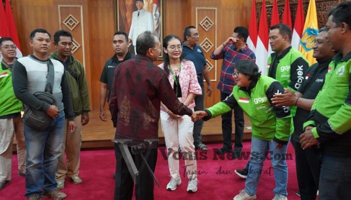 Gubernur Bali Wayan Koster Terima Aspirasi Ojek Online, Ajak Jaga Bali Tetap Kondusif
