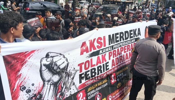 Praperadilan Febrie Adriansyah Diwarnai Aksi Unjuk Rasa, Massa Desak Hakim Independen dan Penegakan Hukum Tanpa Intervensi