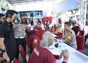 Sambut HUT ke-70 Lalu Lintas Bhayangkara, Polres Gresik Adakan Donor Darah, Cek Kesehatan Gratis, dan Pasar Murah untuk Masyarakat