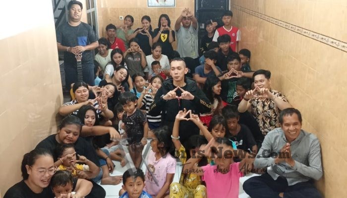 PUMI Salurkan Bansos untuk 70 Anak Yatim Piatu di Surabaya