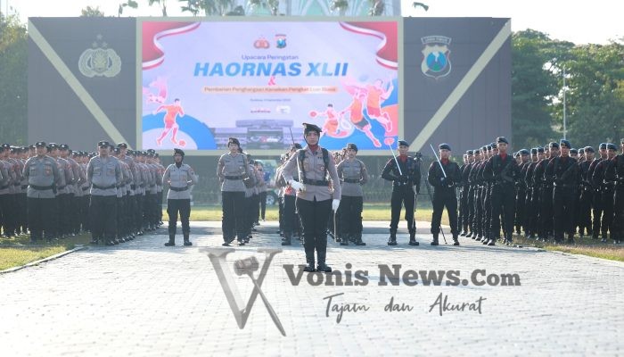 Anggota Sat Brimob Polda Jatim Terima Penghargaan KPLB dari Kapolri