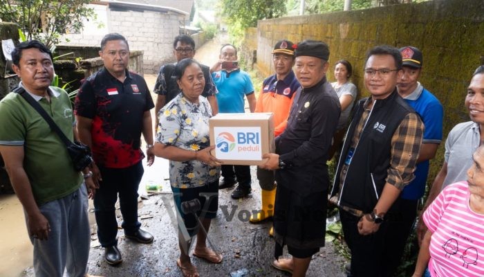 BRI Peduli Salurkan Bantuan Bagi Masyarakat Terdampak Banjir di Desa Antiga, Manggis Karangasem