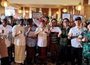 Gubernur Bali Wayan Koster Salurkan Bantuan Rp3,4 Miliar untuk Pedagang Pasar Kumbasari dan Pura