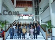 Momentum Hari Pelanggan Nasional, PLN Icon Plus Bersama PLN Group Jatim Hadir Lebih Dekat dengan Pelanggan