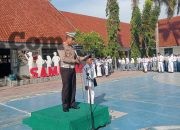 Polantas Menyapa, Satlantas Polres Sampang Ajak Siswa SMAN 1 Sampang Jadi Pelopor Keselamatan Berlalu Lintas