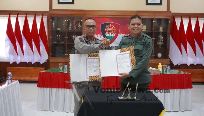 Perhutani KPH Bondowoso dan Pusdiklat Brimob Tandatangani Perjanjian Kerja Sama Perlindungan dan Penggunaan Kawasan Hutan