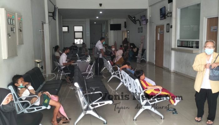 Pimpinan Redaksi Vonisnews.com Apresiasi Pelayanan Ramah dan Profesional di Puskesmas Randu, Sidotopo Wetan Surabaya