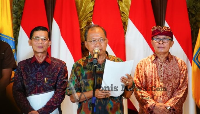 Tidak Pandang Bulu, Koster Tegaskan Bongkar Proyek Lift Kaca di Pantai Kelingking